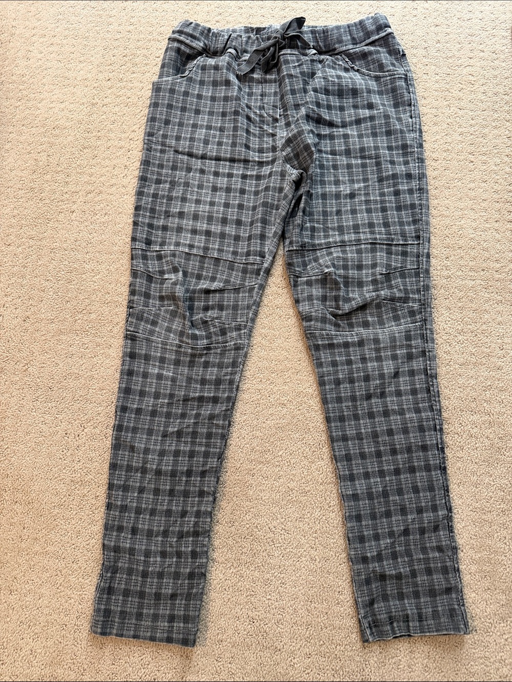 Tempo Paris Charcoal Plaid Drawstring Leggings
